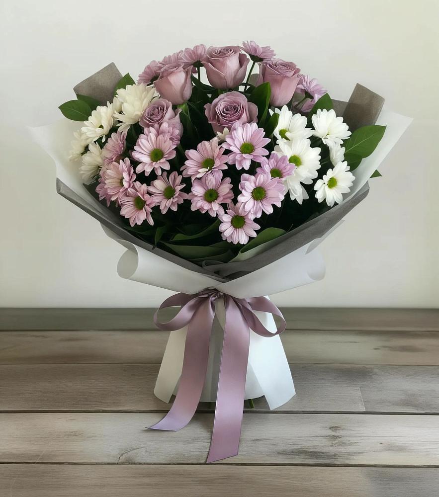 Букет цветов из: Хризантемы и Розы в Лахденпохье
