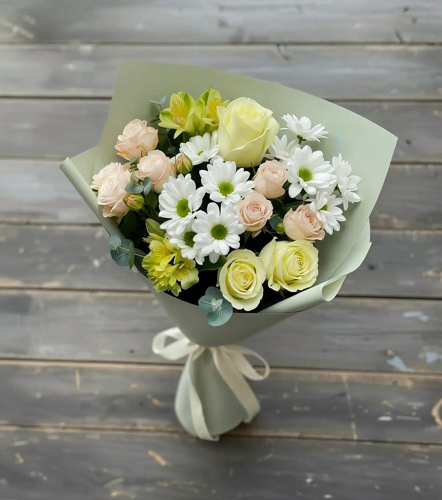 Букет цветов из: Альстромерии, Розы и Хризантемы в Лахденпохье