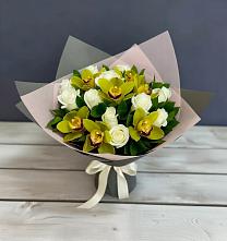 Букет цветов из:  Орхидеи и Розы в Лахденпохье