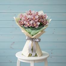 Букет цветов из:  Орхидеи и Розы в Лахденпохье