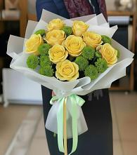 Букет цветов из:  Хризантемы и Розы в Лахденпохье