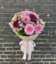 Букет цветов из:  Герберы и Хризантемы в Лахденпохье