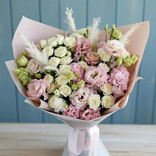 Букет цветов из:  Альстромерии и Розы в Лахденпохье