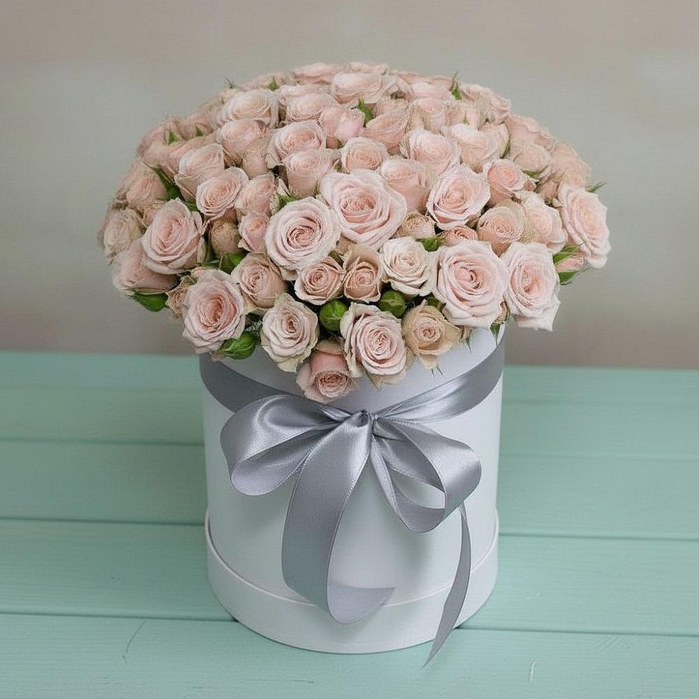 Цветочная композиция из Розы в шляпной коробке в Лахденпохье